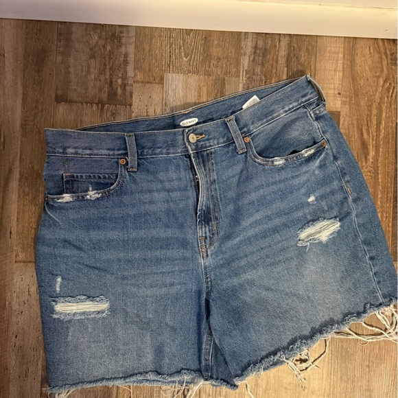 Old Navy Pants - Old Navy Classic Blue Jeans